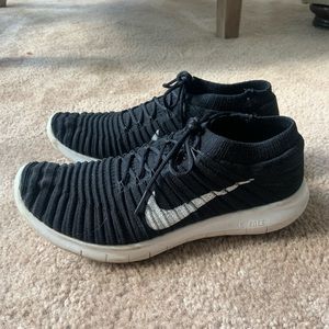 Black Nike Free and Flexible Shoes